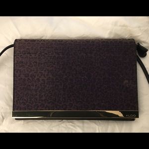 Aldo Clutch